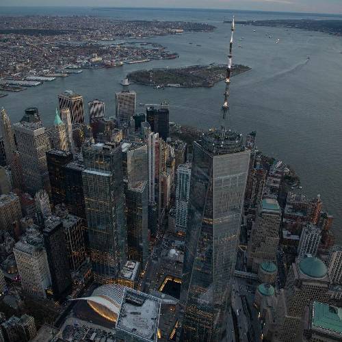 مگه خودم خیر دیدم جوابه خودمو خیر میدم اونکه داشت میدید